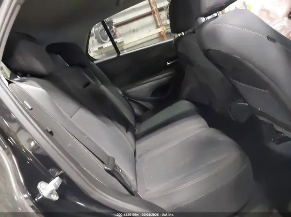 3GNCJKSB2KL399625 2019 CHEVROLET TRAX - Image 8
