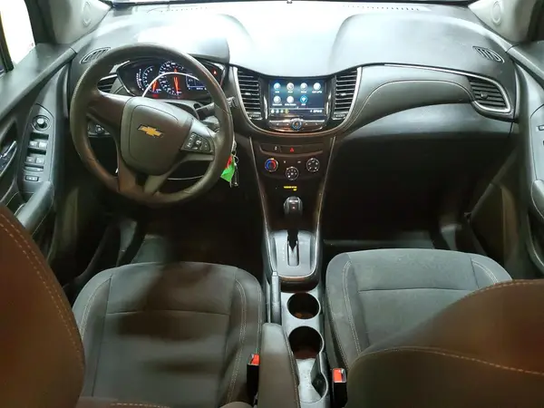 3GNCJKSB2KL403270 2019 CHEVROLET TRAX - Image 8