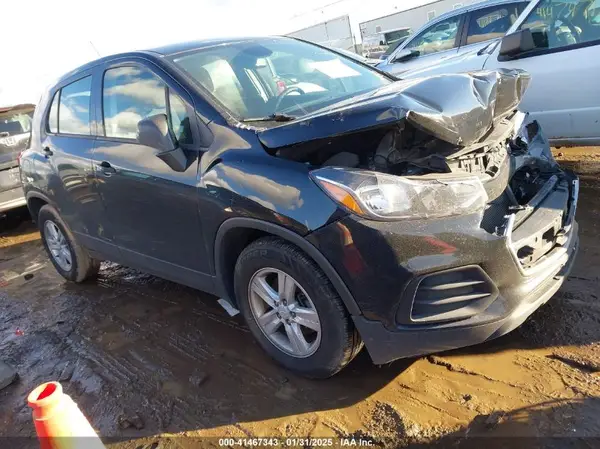3GNCJKSB2LL115122 2020 CHEVROLET TRAX - Image 1
