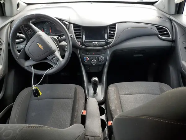 3GNCJKSB2LL119140 2020 CHEVROLET TRAX - Image 8