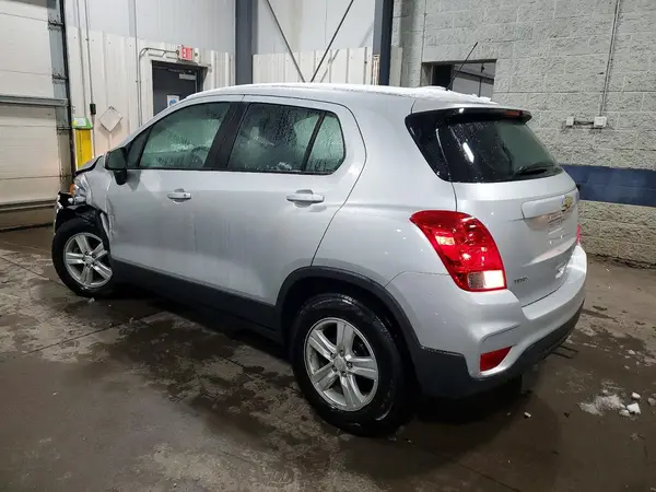 3GNCJKSB2LL144474 2020 CHEVROLET TRAX - Image 2