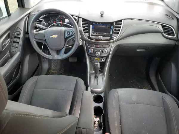 3GNCJKSB2LL147410 2020 CHEVROLET TRAX - Image 8
