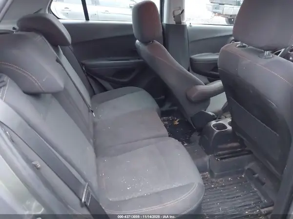 3GNCJKSB2LL155443 2020 CHEVROLET TRAX - Image 8