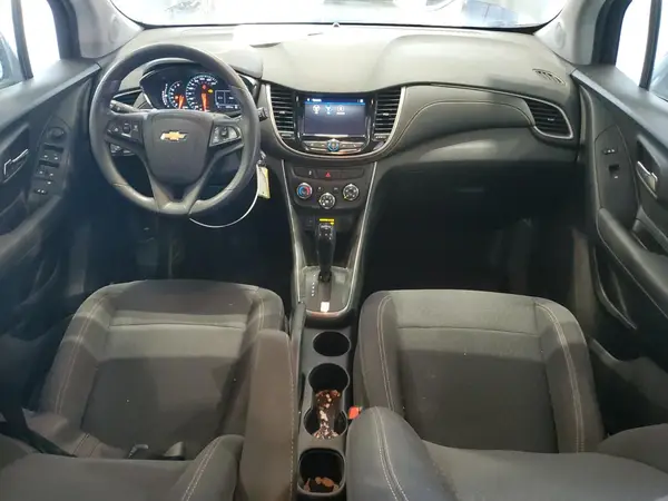 3GNCJKSB2LL155930 2020 CHEVROLET TRAX - Image 8