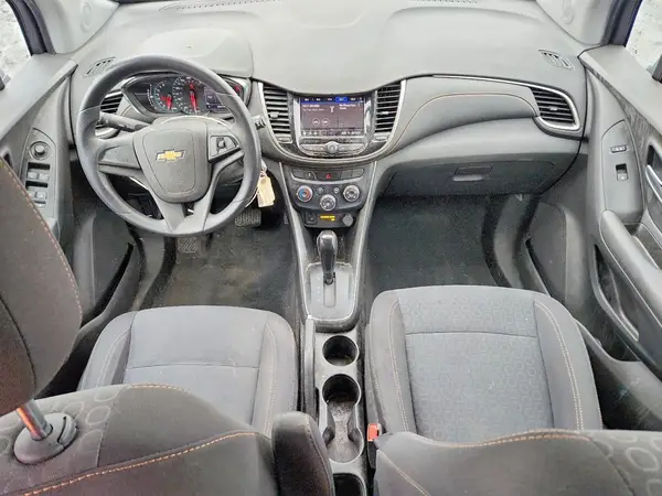 3GNCJKSB2LL169651 2020 CHEVROLET TRAX - Image 8