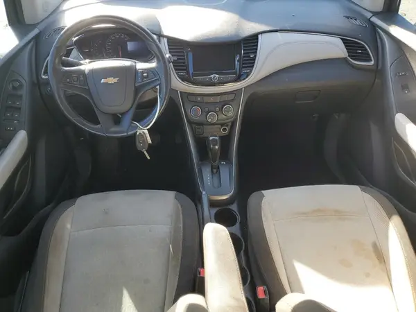 3GNCJKSB2LL171058 2020 CHEVROLET TRAX - Image 8