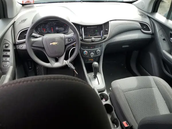 3GNCJKSB2LL177670 2020 CHEVROLET TRAX - Image 8