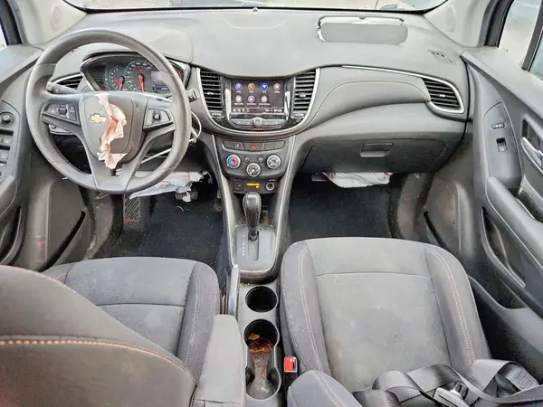 3GNCJKSB2LL185400 2020 CHEVROLET TRAX - Image 8