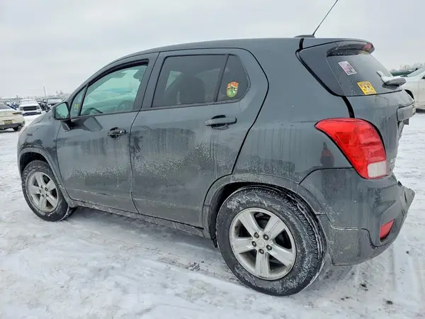 3GNCJKSB2LL190399 2020 CHEVROLET TRAX - Image 2