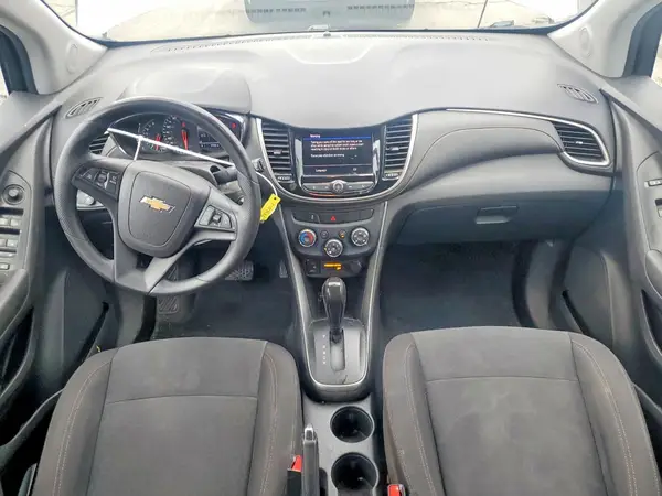 3GNCJKSB2LL203572 2020 CHEVROLET TRAX - Image 8
