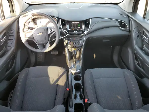 3GNCJKSB2LL214622 2020 CHEVROLET TRAX - Image 8