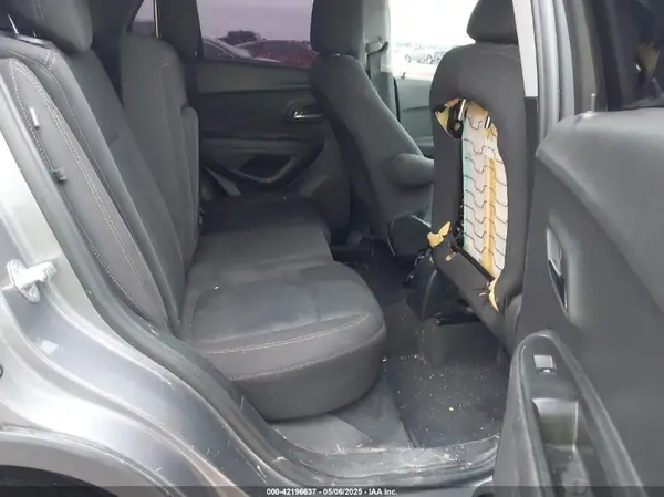 3GNCJKSB2LL221800 2020 CHEVROLET TRAX - Image 8