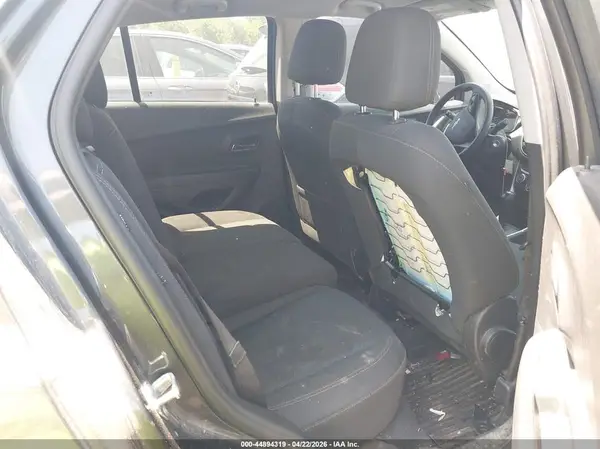 3GNCJKSB2LL260158 2020 CHEVROLET TRAX - Image 8
