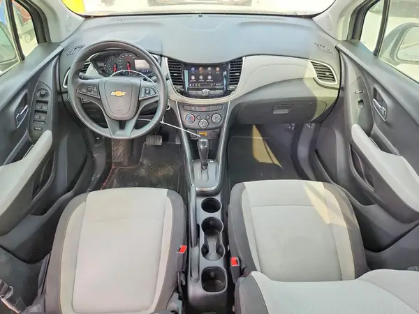 3GNCJKSB2LL263741 2020 CHEVROLET TRAX - Image 8