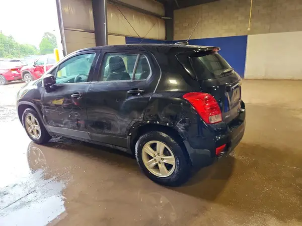 3GNCJKSB2LL297260 2020 CHEVROLET TRAX - Image 2