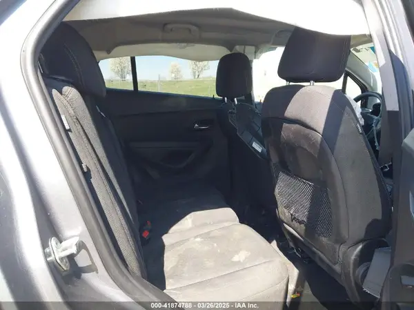3GNCJKSB2LL303736 2020 CHEVROLET TRAX - Image 8