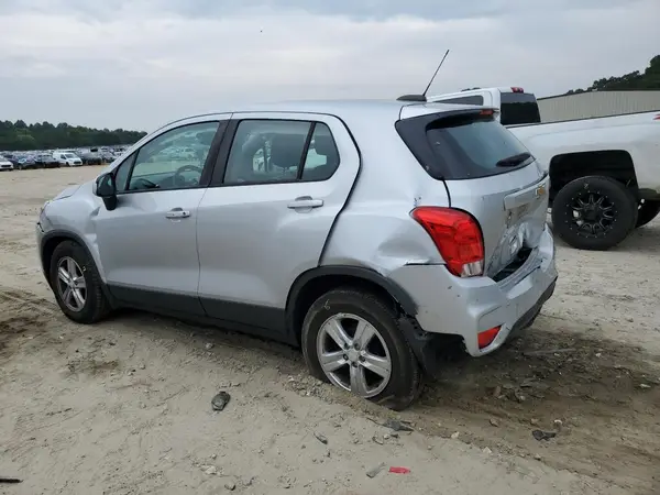 3GNCJKSB2LL315420 2020 CHEVROLET TRAX - Image 2