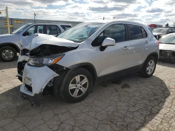 3GNCJKSB2LL322934 2020 CHEVROLET TRAX - Image 1