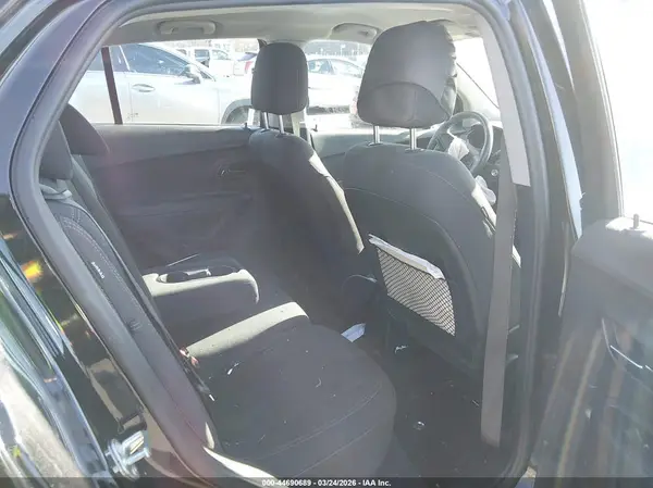 3GNCJKSB2LL324120 2020 CHEVROLET TRAX - Image 8