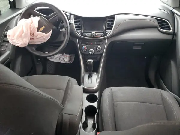 3GNCJKSB2LL333478 2020 CHEVROLET TRAX - Image 8