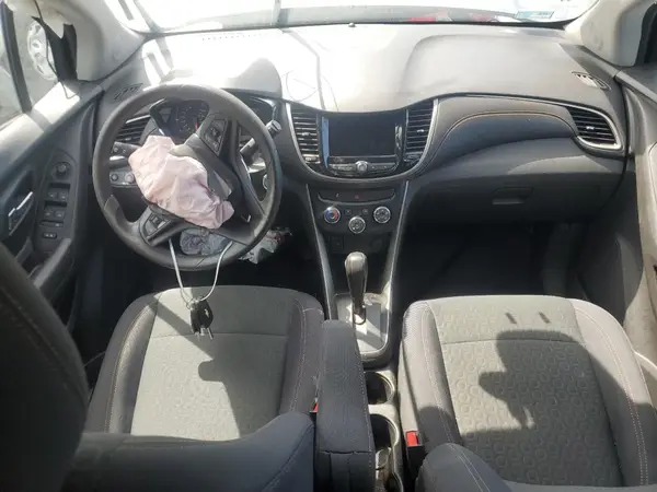 3GNCJKSB2LL338146 2020 CHEVROLET TRAX - Image 8