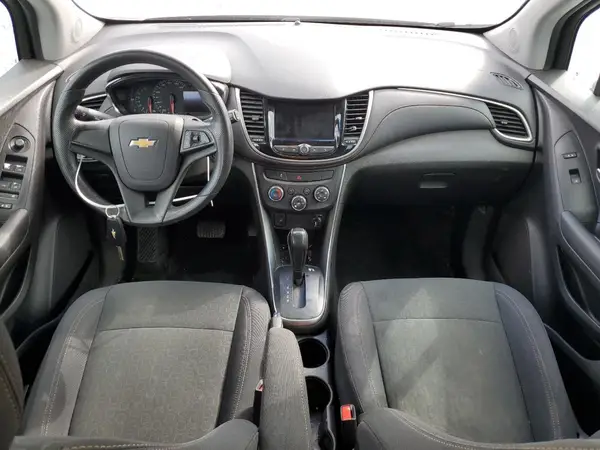 3GNCJKSB2LL340804 2020 CHEVROLET TRAX - Image 8