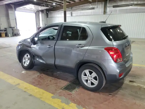 3GNCJKSB2LL341158 2020 CHEVROLET TRAX - Image 2