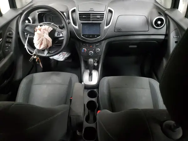 3GNCJKSB3GL142383 2016 CHEVROLET TRAX - Image 8