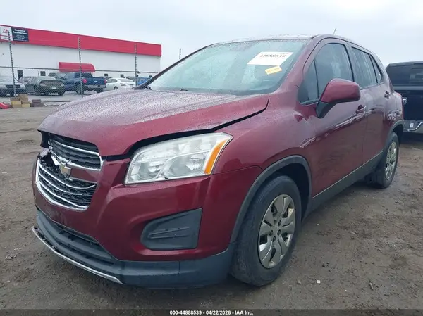 3GNCJKSB3GL183354 2016 CHEVROLET TRAX - Image 2
