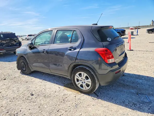 3GNCJKSB3GL235016 2016 CHEVROLET TRAX - Image 2