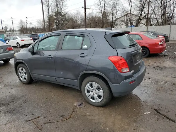 3GNCJKSB3GL254861 2016 CHEVROLET TRAX - Image 2
