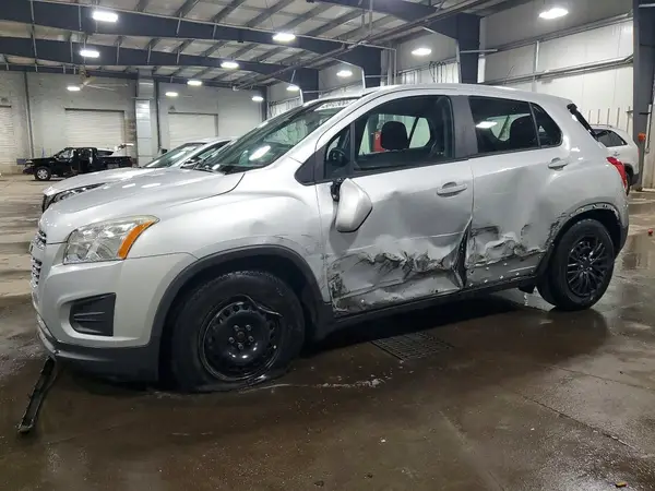 3GNCJKSB3GL265472 2016 CHEVROLET TRAX - Image 1