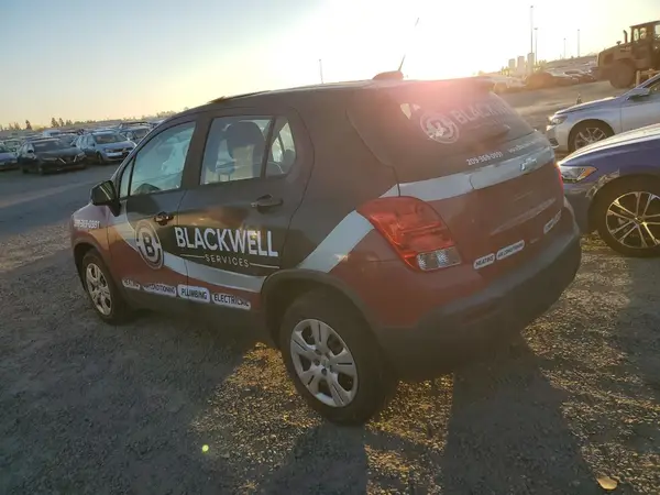 3GNCJKSB3GL270607 2016 CHEVROLET TRAX - Image 2