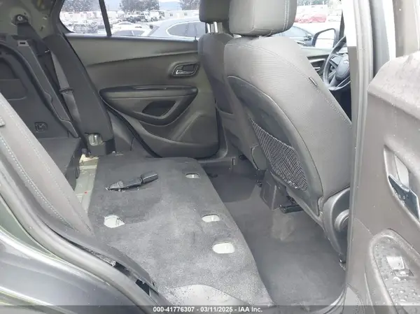3GNCJKSB3GL279615 2016 CHEVROLET TRAX - Image 8