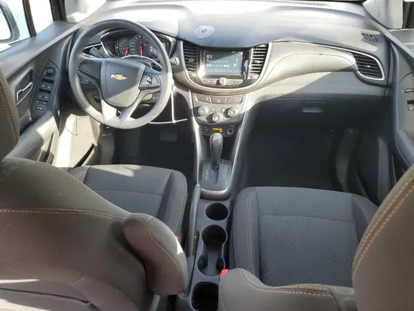 3GNCJKSB3HL175269 2017 CHEVROLET TRAX - Image 8
