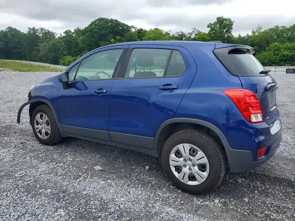 3GNCJKSB3HL179726 2017 CHEVROLET TRAX - Image 2