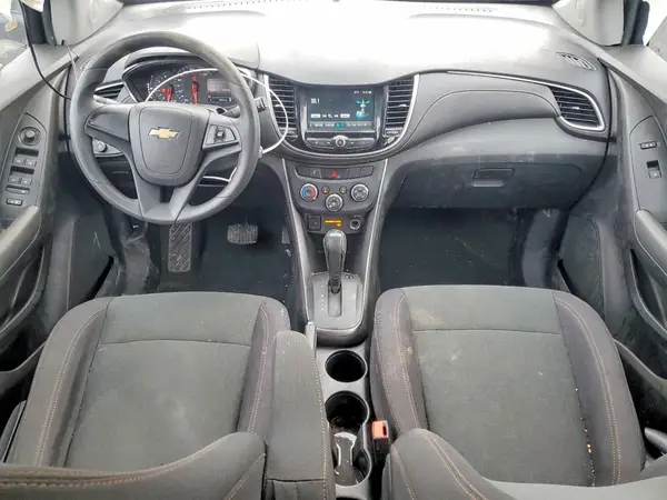 3GNCJKSB3HL211719 2017 CHEVROLET TRAX - Image 8