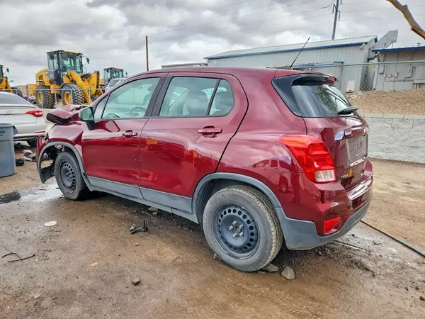3GNCJKSB3HL259141 2017 CHEVROLET TRAX - Image 2