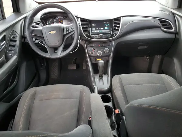 3GNCJKSB3HL265618 2017 CHEVROLET TRAX - Image 8