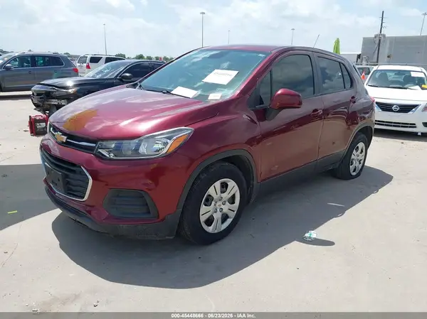 3GNCJKSB3HL273475 2017 CHEVROLET TRAX - Image 2