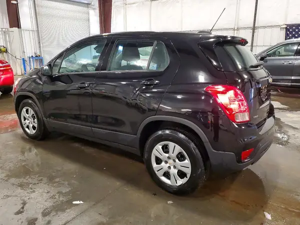 3GNCJKSB3HL278112 2017 CHEVROLET TRAX - Image 2