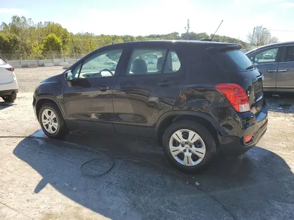 3GNCJKSB3HL280846 2017 CHEVROLET TRAX - Image 2