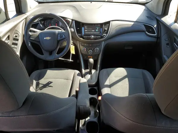 3GNCJKSB3HL280846 2017 CHEVROLET TRAX - Image 8