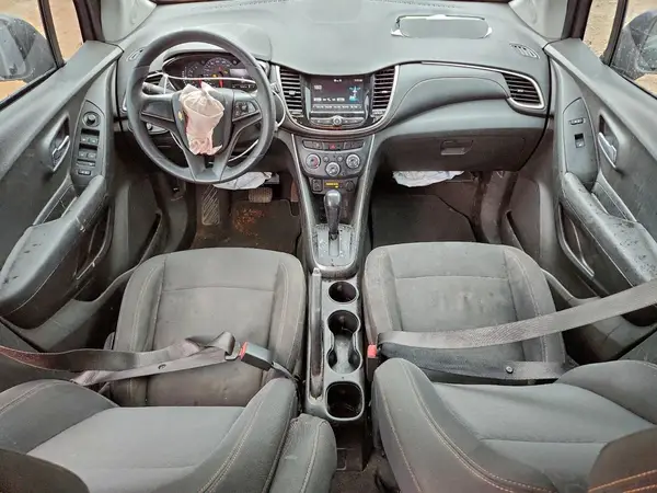 3GNCJKSB3HL283651 2017 CHEVROLET TRAX - Image 8