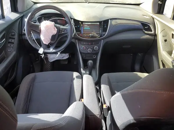 3GNCJKSB3HL288395 2017 CHEVROLET TRAX - Image 8