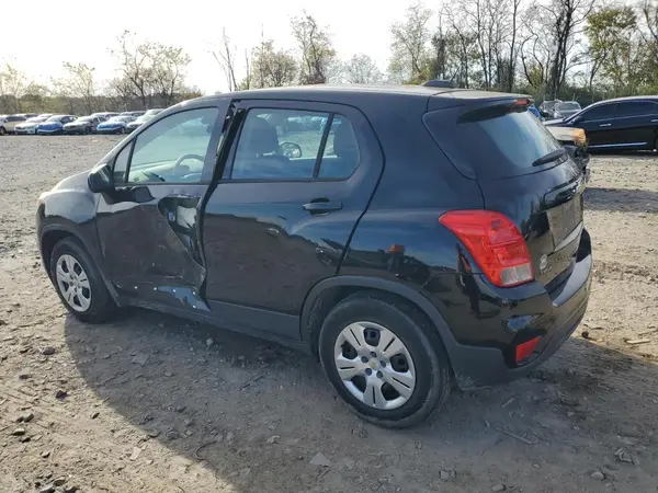 3GNCJKSB3JL191395 2018 CHEVROLET TRAX - Image 2