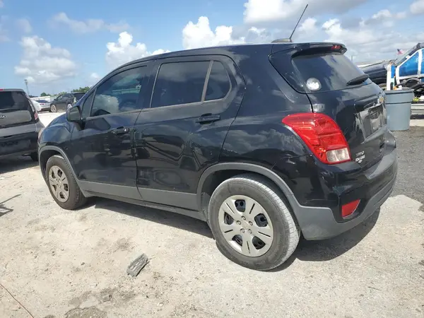 3GNCJKSB3JL201407 2018 CHEVROLET TRAX - Image 2