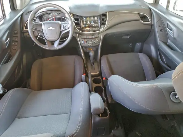 3GNCJKSB3JL226372 2018 CHEVROLET TRAX - Image 8