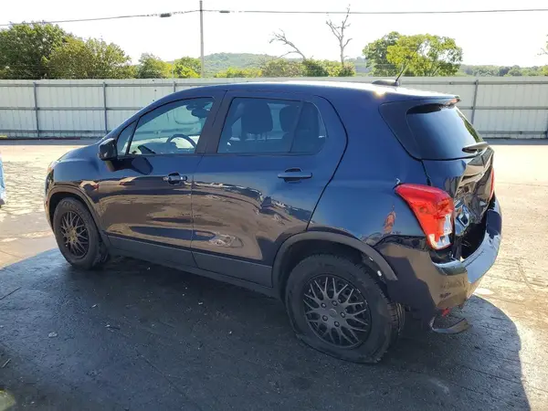 3GNCJKSB3JL235265 2018 CHEVROLET TRAX - Image 2