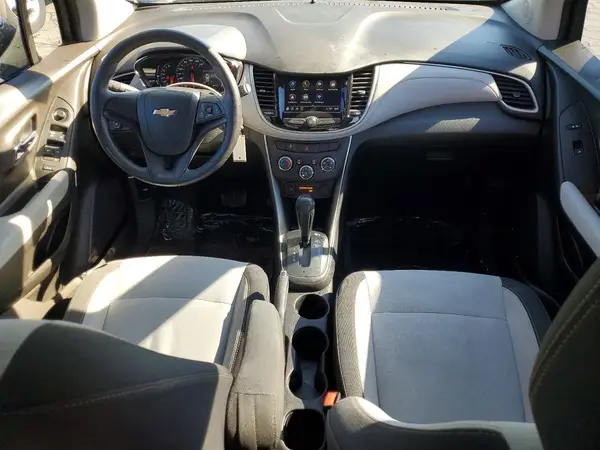 3GNCJKSB3JL235265 2018 CHEVROLET TRAX - Image 8